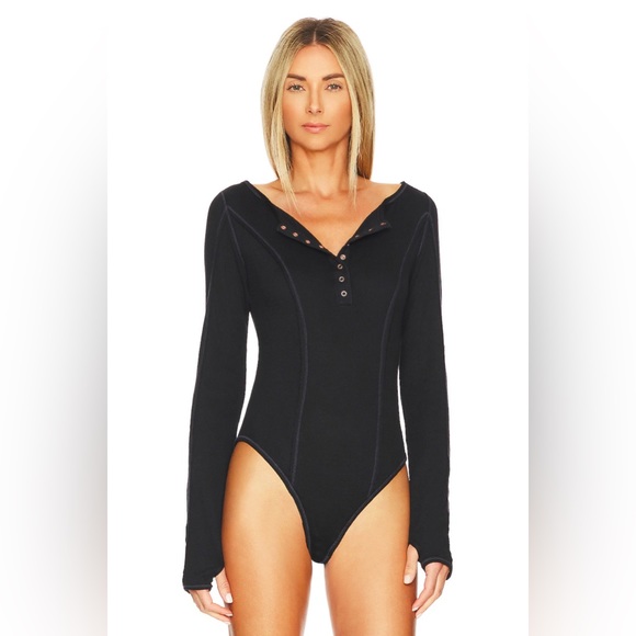 NWT Free People NWT Sloane Bodysuit Long Sleeve Snap V Neck Black Size Large - Picture 1 of 3